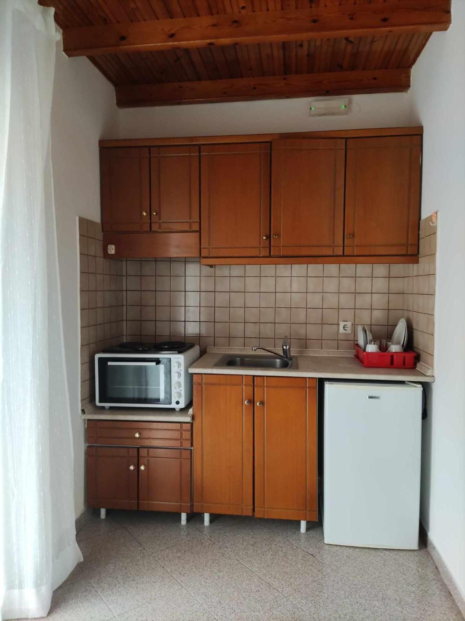 Alexandra'S Apartments Ахарави Екстериор снимка